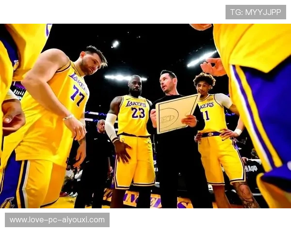 詹姆斯关键投篮定局,湖人成功击退对手